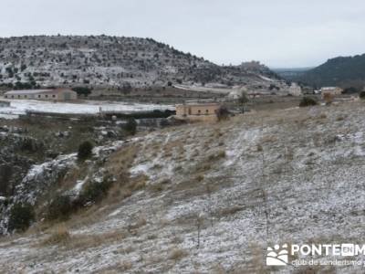 Villa de Pedraza y el Cañón del Río Cega; senderismo en soria